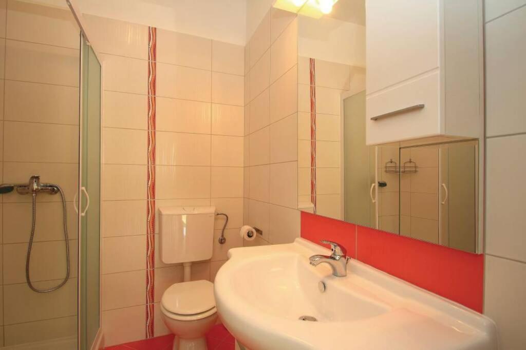 Adorable Holiday House Lilla-With Pool-Near Old Town Labin Labin  Exterior foto